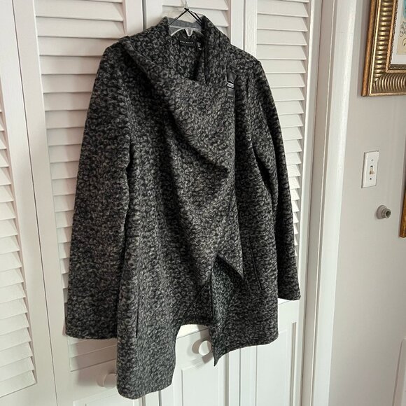 Willi Smith Wool Black Asymmetrical Drape Cardigan Knit Cowl Neck Blazer (Large) - Picture 4 of 7